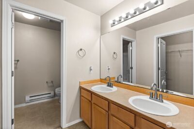 6137 Hazel Loop SE #A8, Auburn, WA 98092-8180 - Photo 23