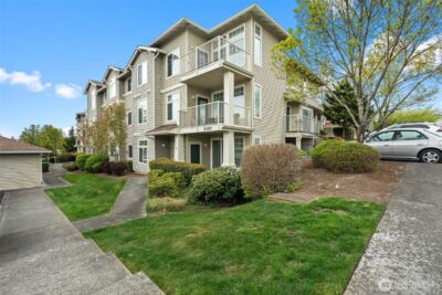 6137 Hazel Loop SE #A8, Auburn, WA 98092-8180 - Photo 34