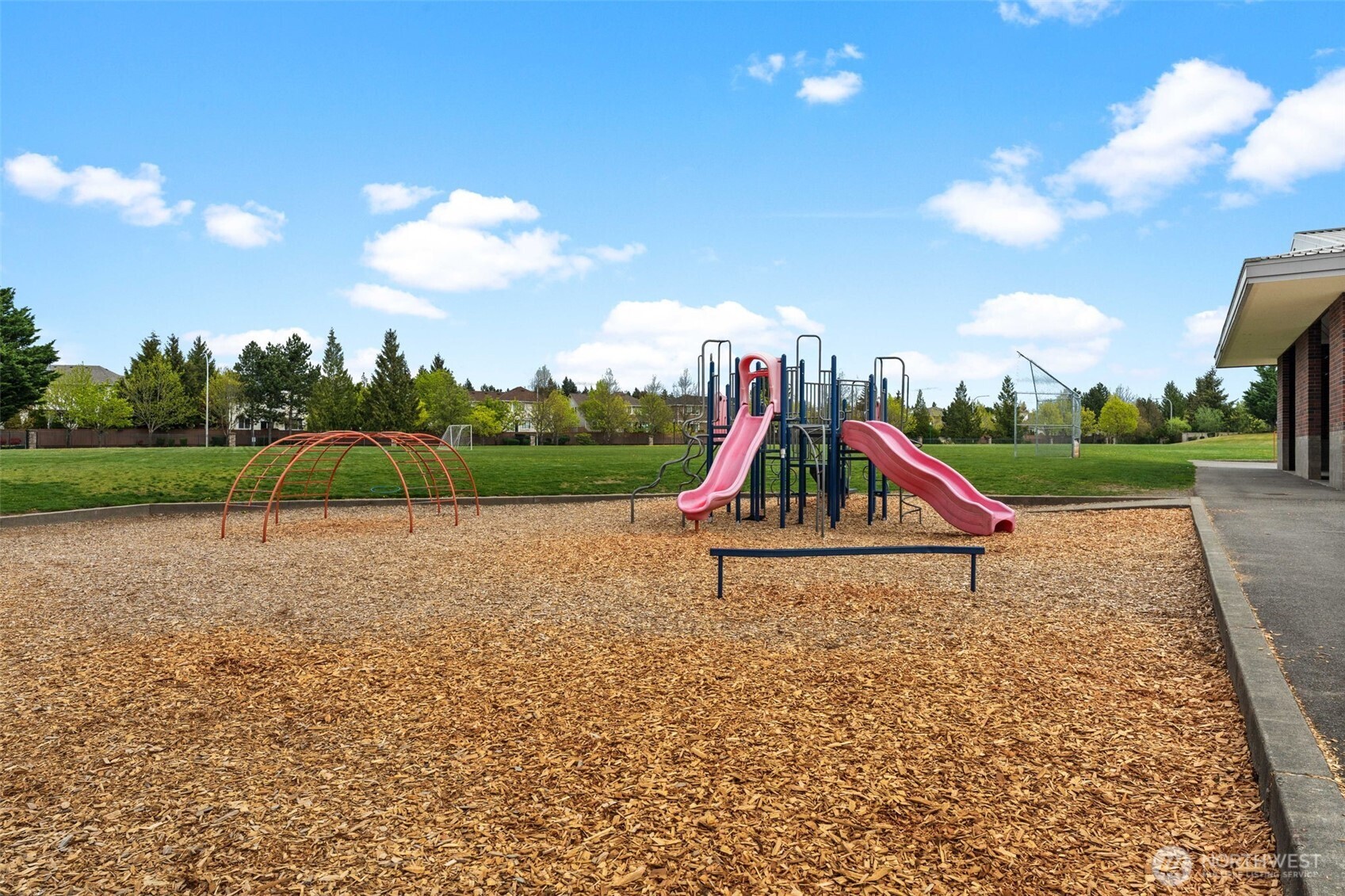 6137 Hazel Loop SE #A8, Auburn, WA 98092-8180