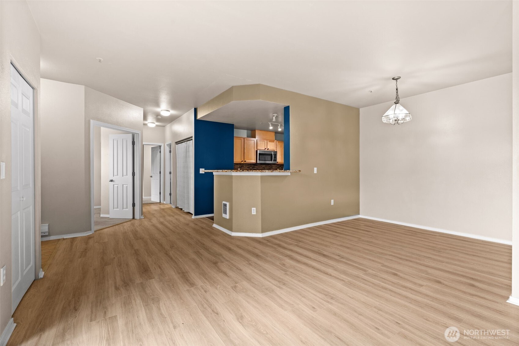 6137 Hazel Loop SE #A8, Auburn, WA 98092-8180