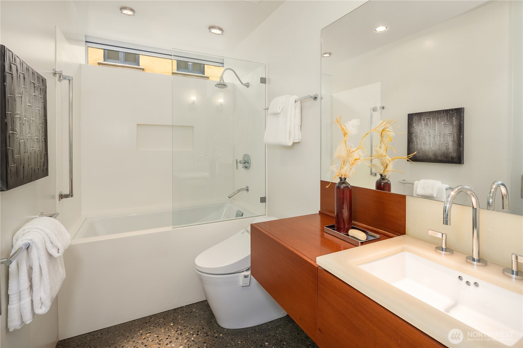 2369 Fairview Avenue E #6, Seattle, WA 98102