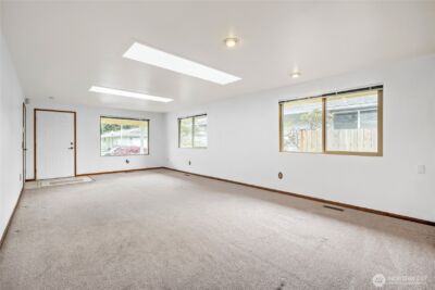 24806 10th Avenue S, Des Moines, WA 98198 - Photo 3