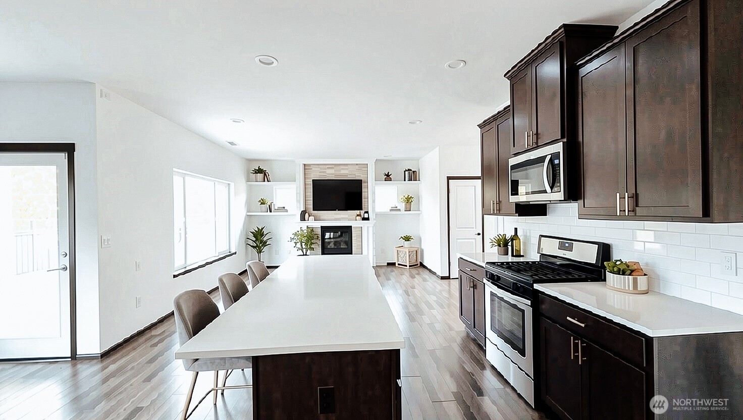 2754 S 120th Place , Burien, WA 98168