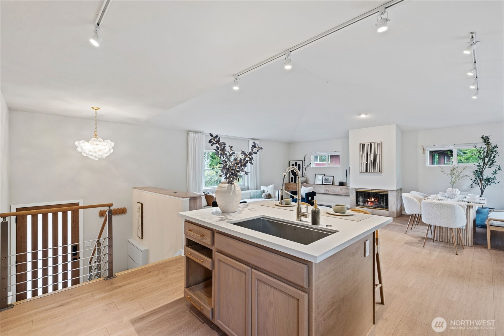 1281 SW Othello Street , Seattle, WA 98106