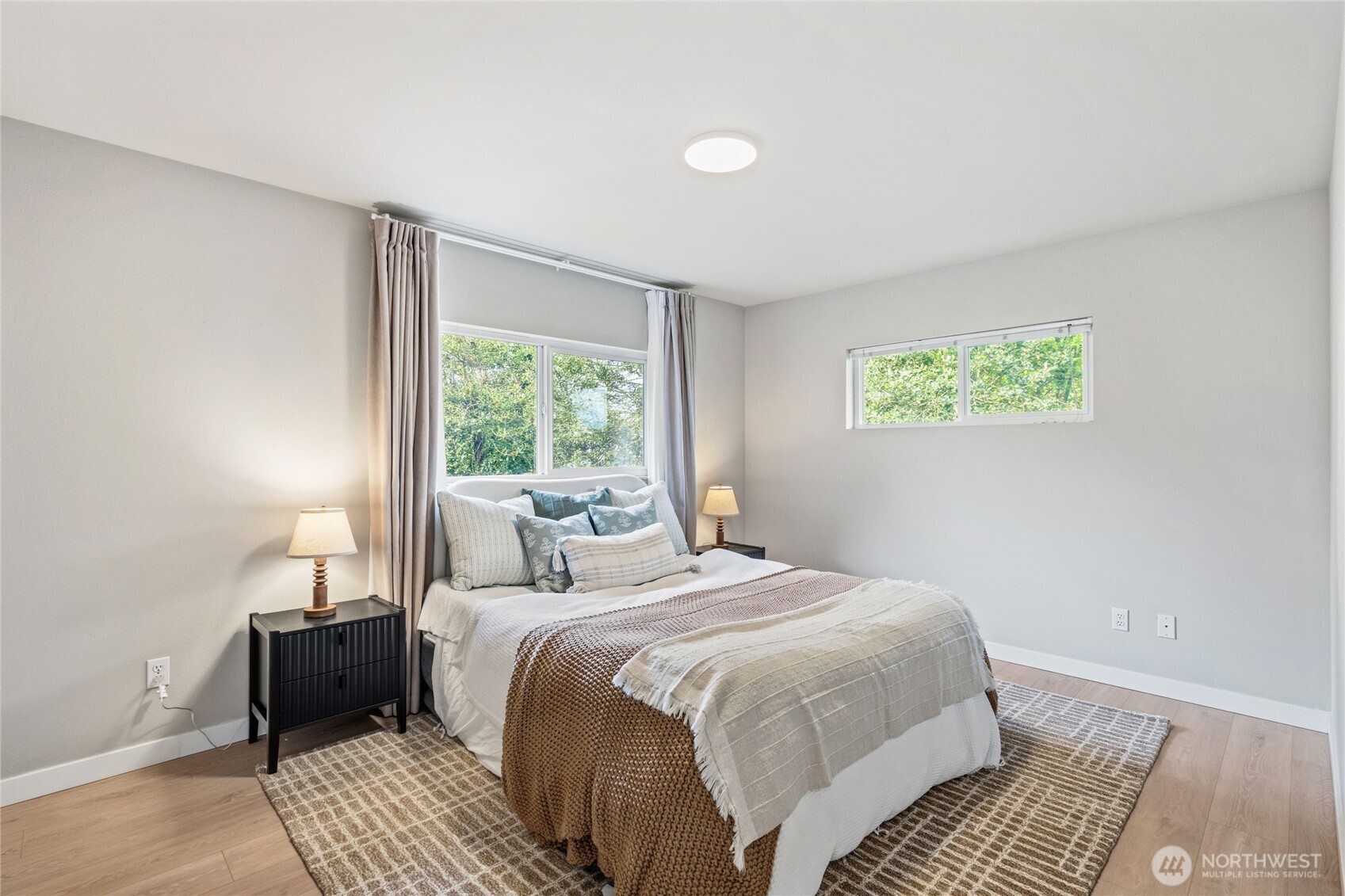 1281 SW Othello Street , Seattle, WA 98106