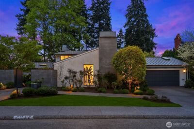 2017 Parkside Drive E, Seattle, WA 98112-2303 - Photo 2