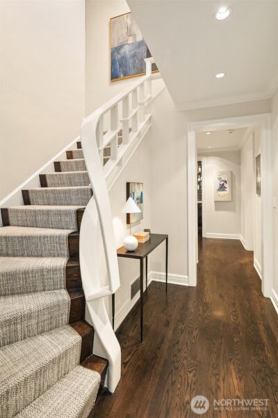 2017 Parkside Drive E, Seattle, WA 98112-2303 - Photo 23