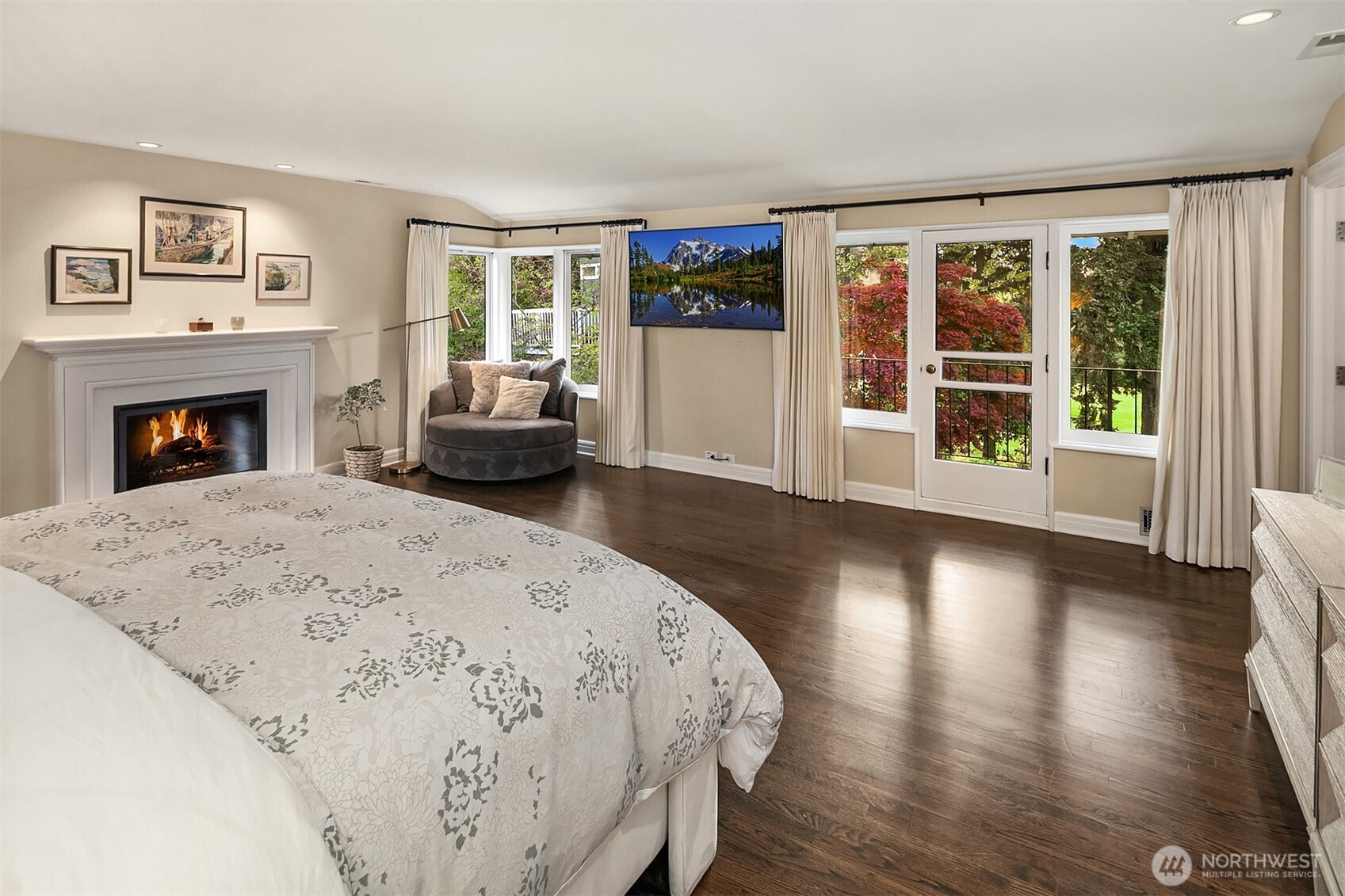 2017 Parkside Drive E, Seattle, WA 98112-2303