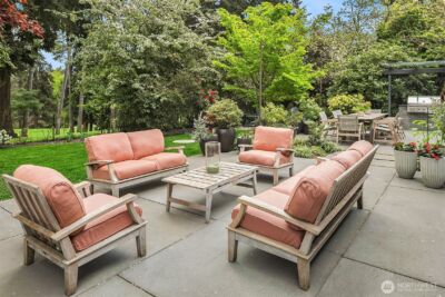 2017 Parkside Drive E, Seattle, WA 98112-2303 - Photo 32