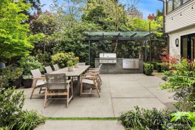 2017 Parkside Drive E, Seattle, WA 98112-2303 - Photo 33