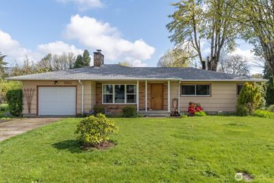 3302 Pine Street , Longview, WA 98632