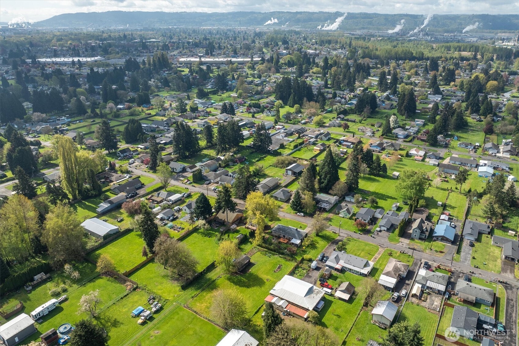 3302 Pine Street , Longview, WA 98632