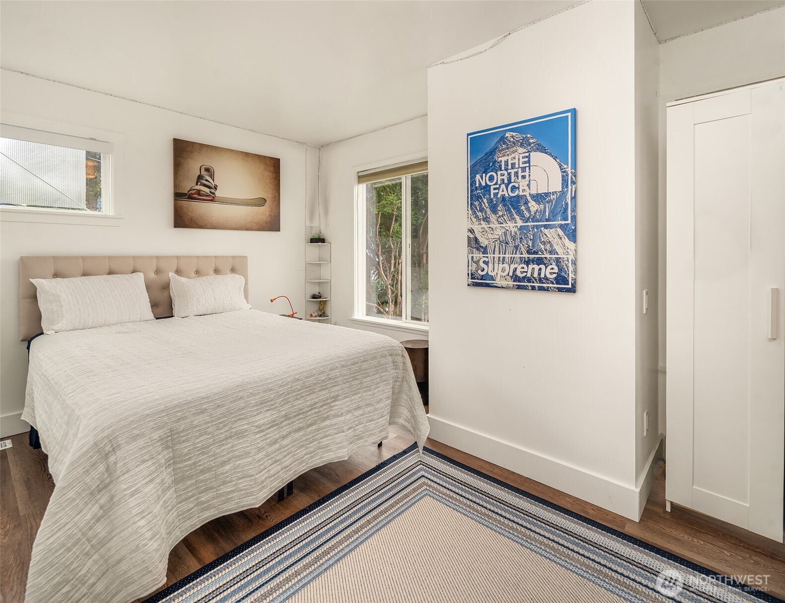 2820 27th Avenue W, Seattle, WA 98199