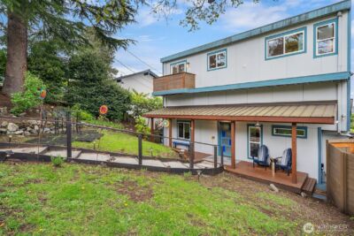 2820 27th Avenue W, Seattle, WA 98199 - Photo 5