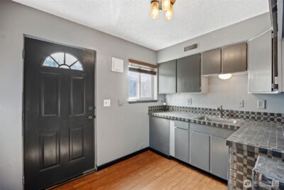 2716 8th Street NE, East Wenatchee, WA 98802 - Photo 24