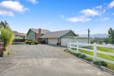 2716 8th Street NE, East Wenatchee, WA 98802 - Photo 3