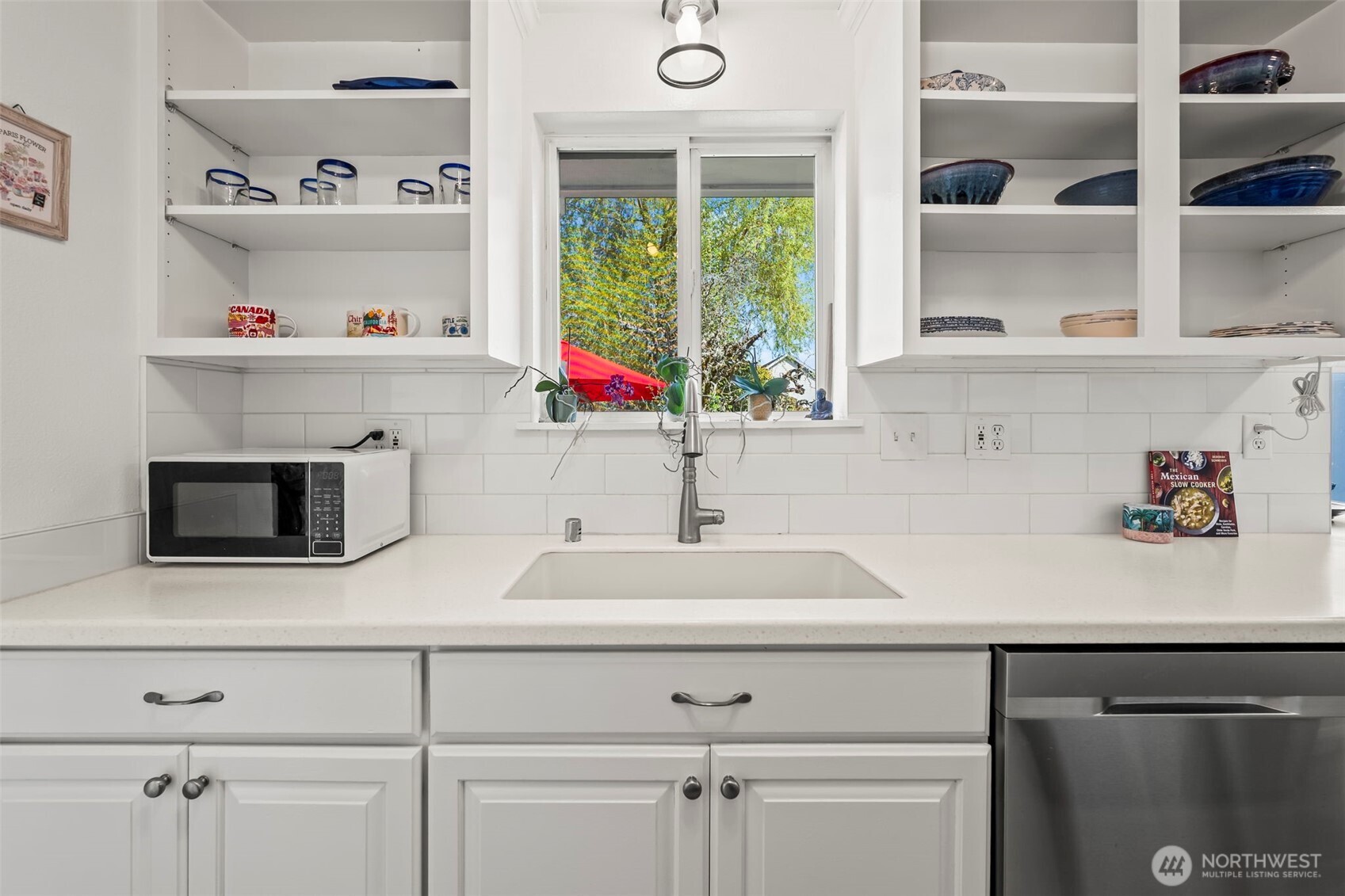 1307 N Huson Street , Tacoma, WA 98406