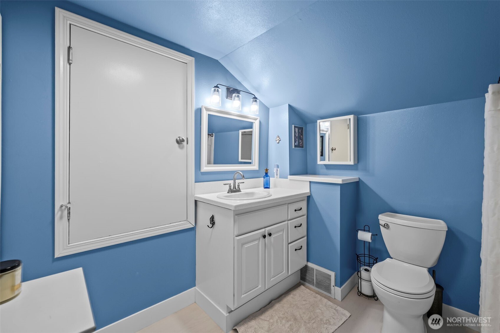 1307 N Huson Street , Tacoma, WA 98406