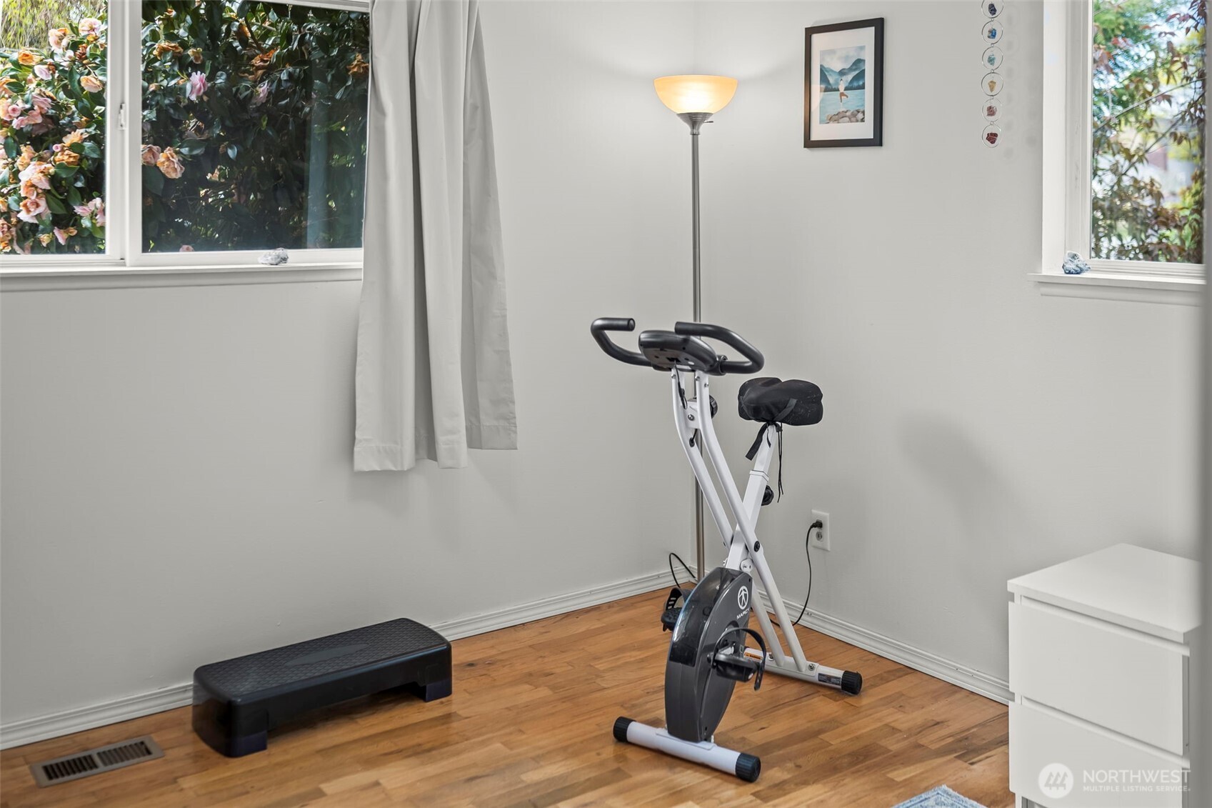 1307 N Huson Street , Tacoma, WA 98406