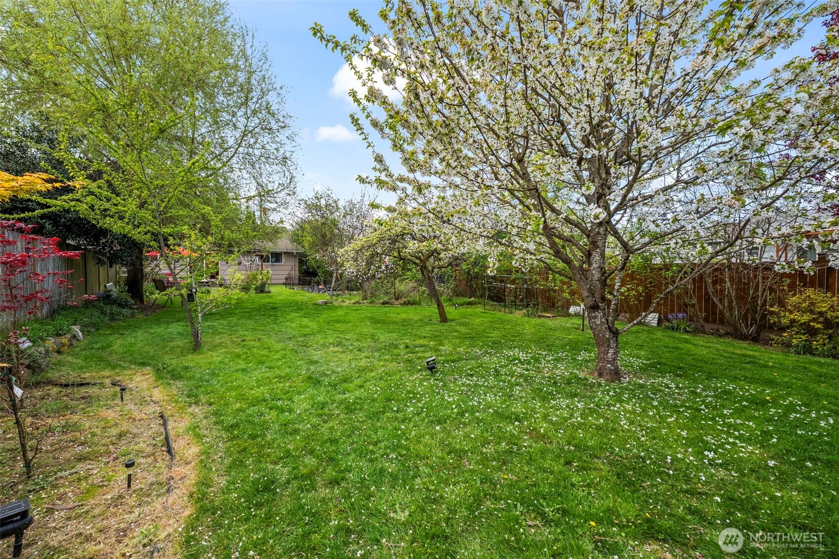 1307 N Huson Street , Tacoma, WA 98406