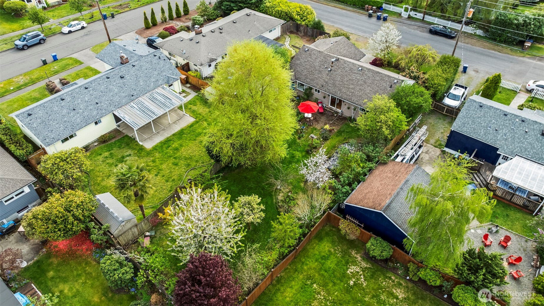 1307 N Huson Street , Tacoma, WA 98406