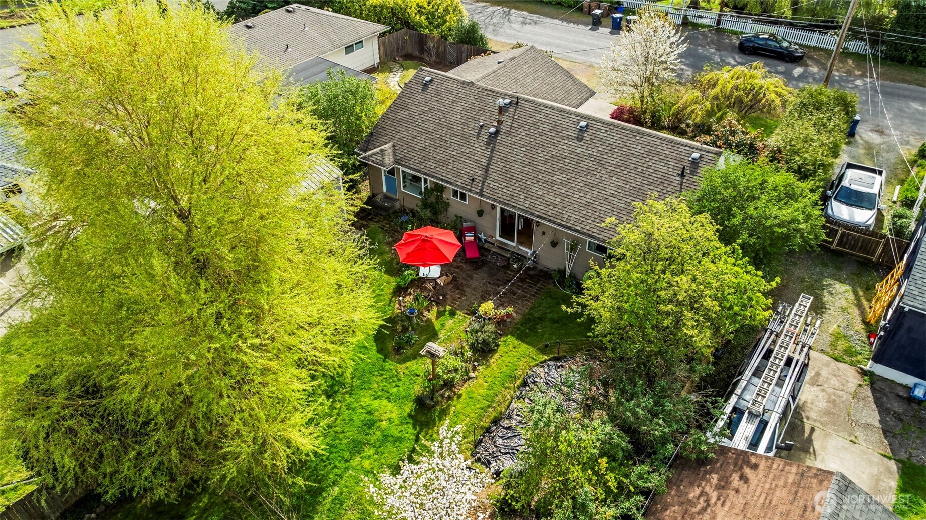 1307 N Huson Street , Tacoma, WA 98406