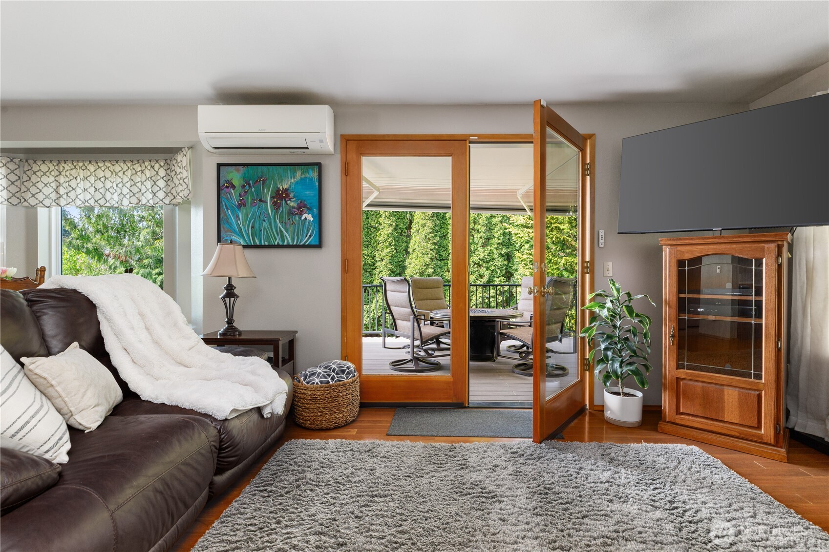 423 S 32nd Place , Mount Vernon, WA 98274