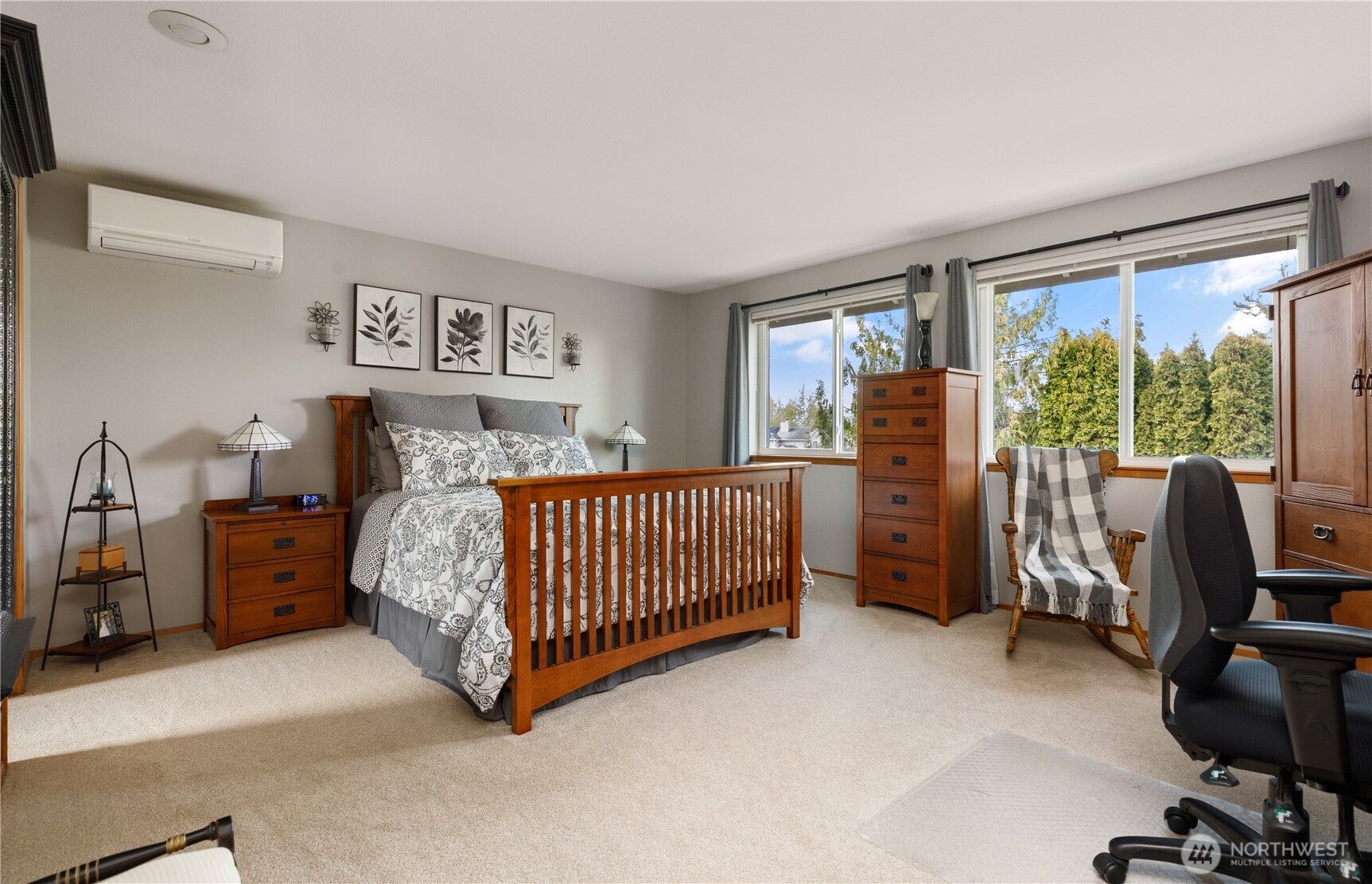 423 S 32nd Place , Mount Vernon, WA 98274