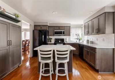 423 S 32nd Place , Mount Vernon, WA 98274 - Photo 10