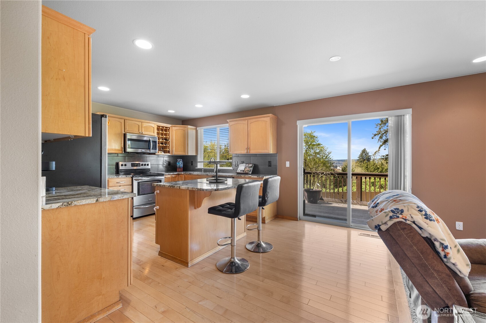 6731 38th Place NE, Marysville, WA 98270