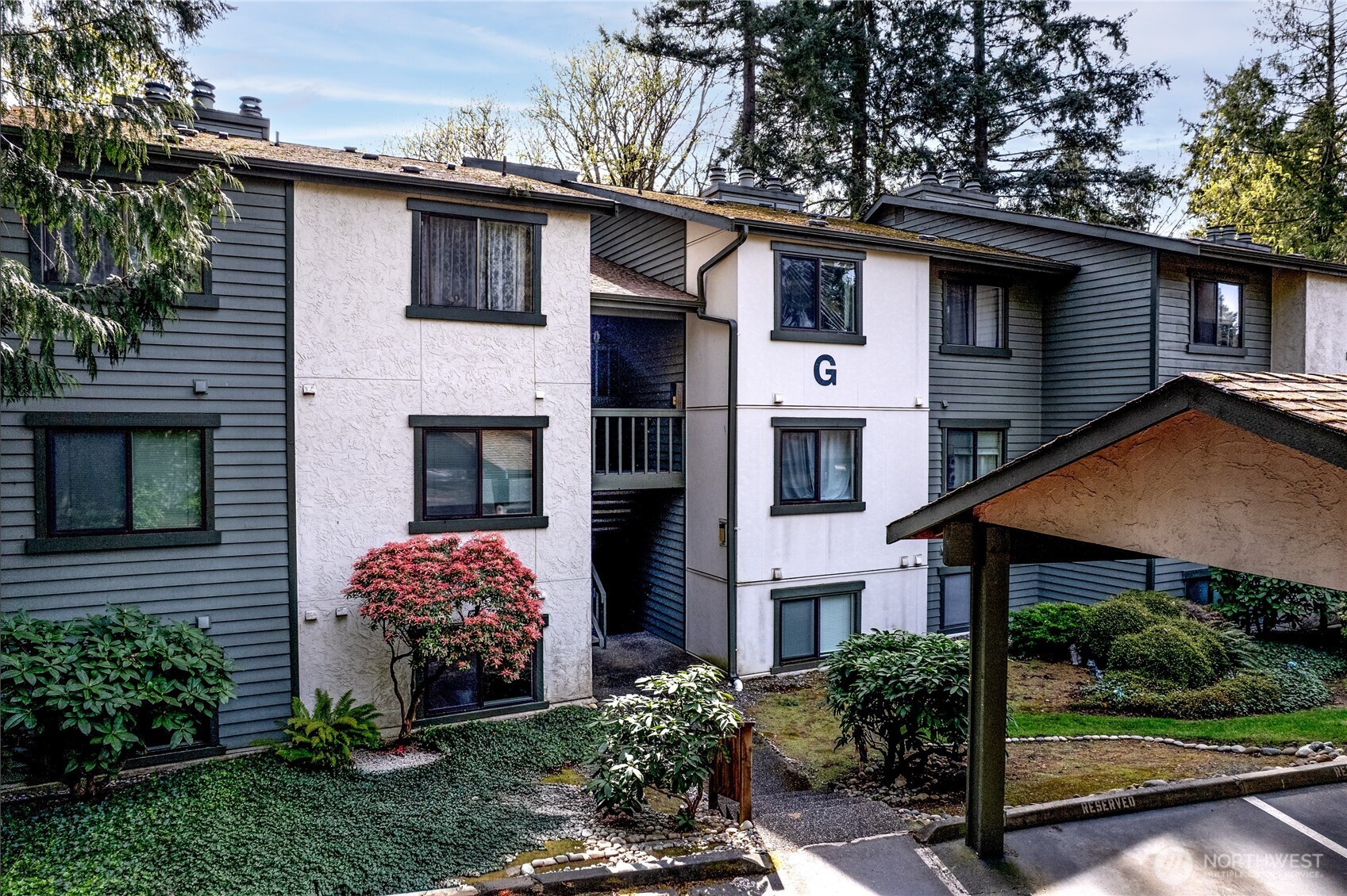 12711 NE 129th Court #G101, Kirkland, WA 98034