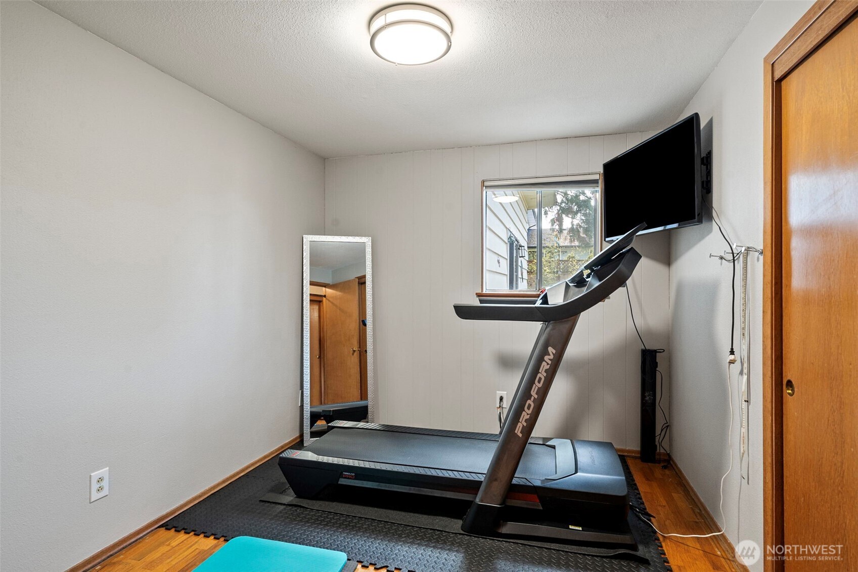 5608 N 42nd Street , Tacoma, WA 98407