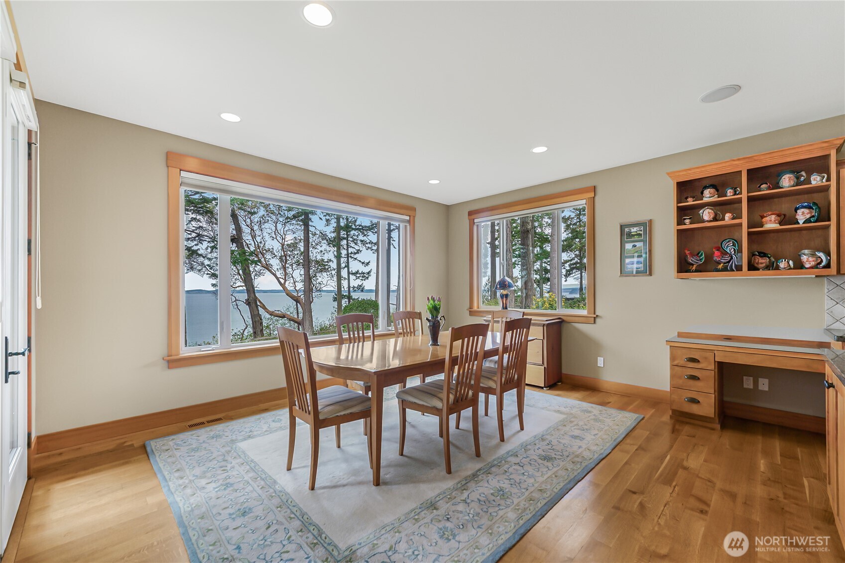 725 N Sunset Drive , Camano Island, WA 98282