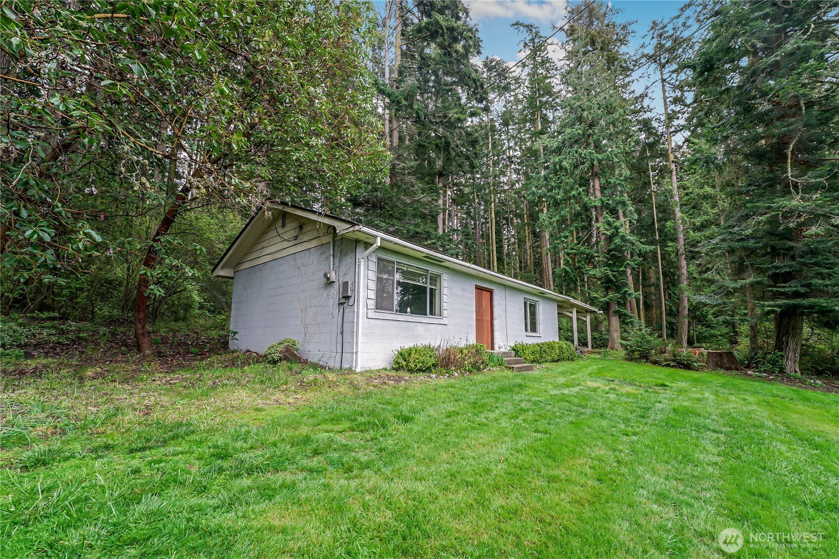725 N Sunset Drive , Camano Island, WA 98282