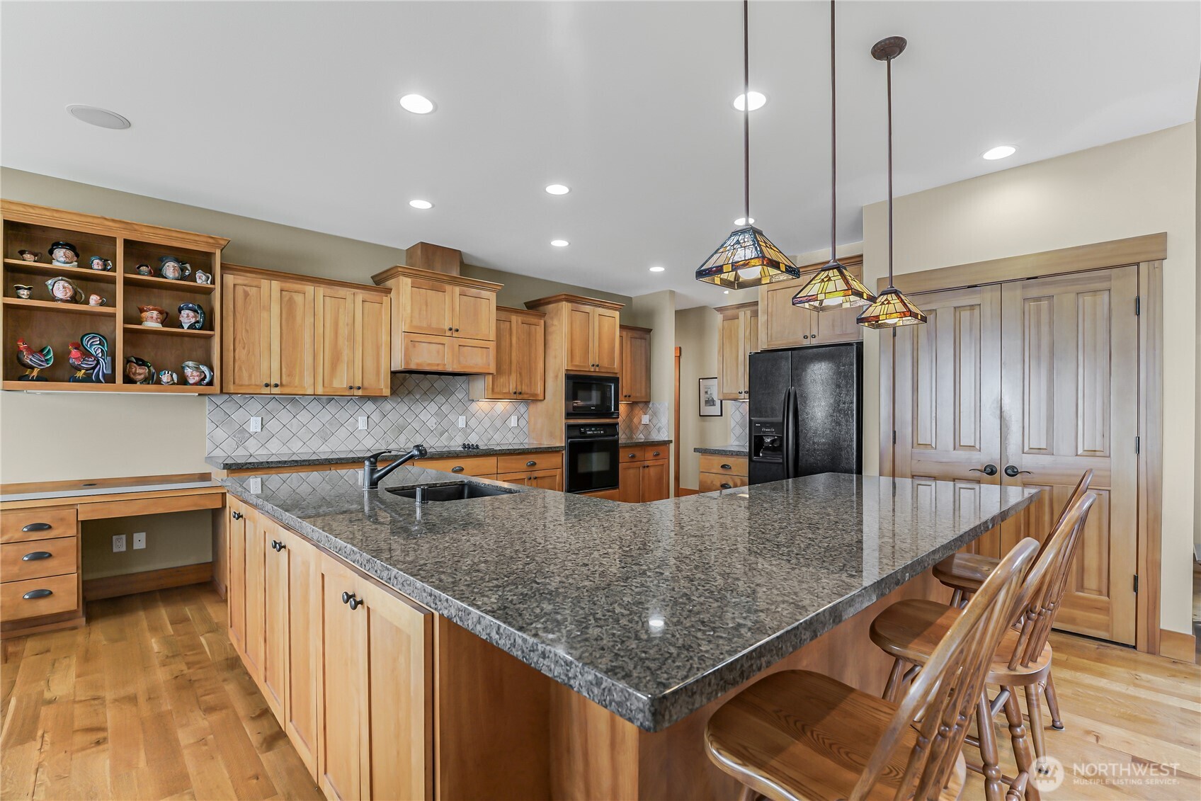 725 N Sunset Drive , Camano Island, WA 98282
