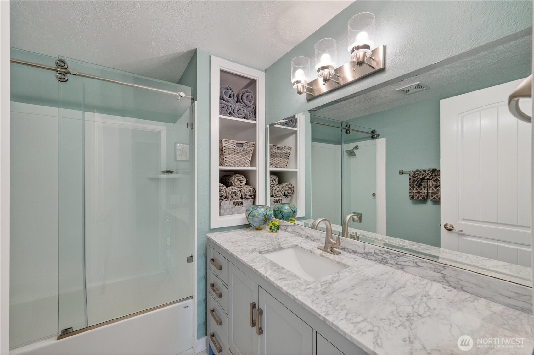 251 W Beeville Road , Matlock, WA 98560