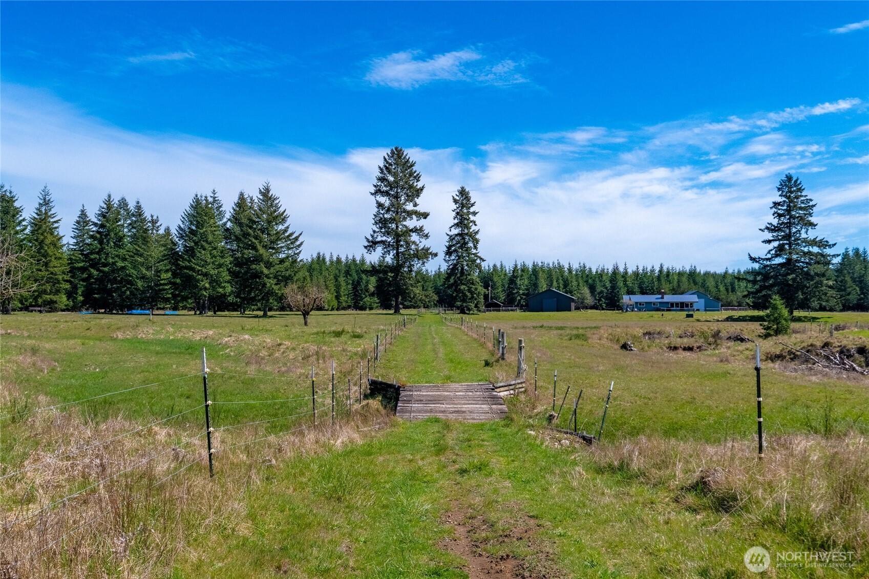 251 W Beeville Road , Matlock, WA 98560