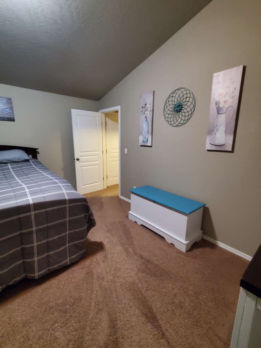 192 S Osborne Street , Kennewick, WA 99336