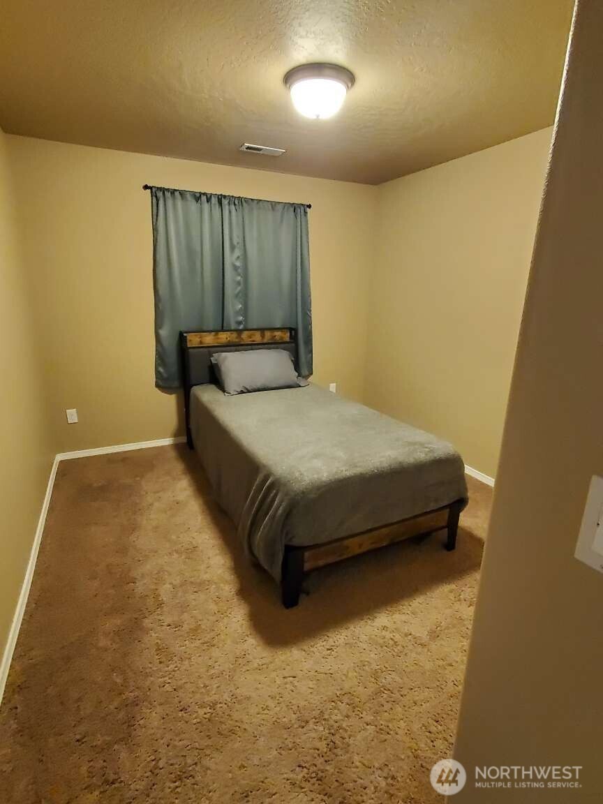 192 S Osborne Street , Kennewick, WA 99336