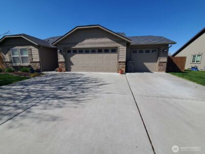 192 S Osborne Street , Kennewick, WA 99336 - Photo 3