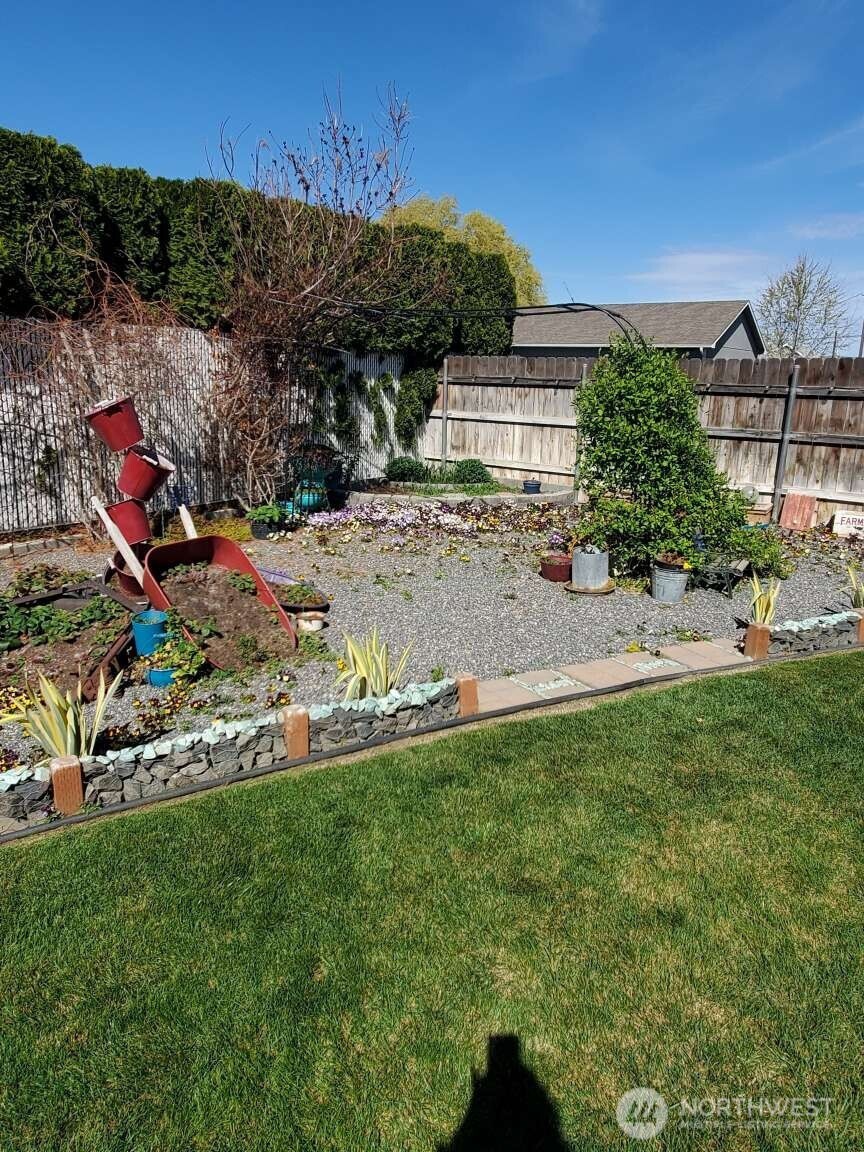 192 S Osborne Street , Kennewick, WA 99336