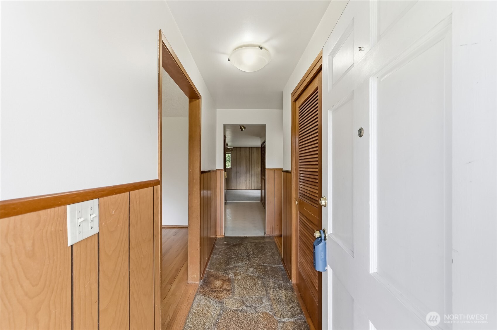 5119 194th (Veterans Way) Street SW, Lynnwood, WA 98036