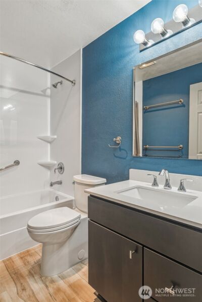 23003 Lakeview Drive #208, Mountlake Terrace, WA 98043 - Photo 14