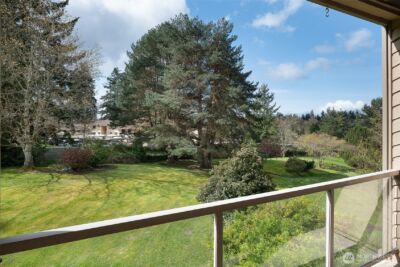 23003 Lakeview Drive #208, Mountlake Terrace, WA 98043 - Photo 23
