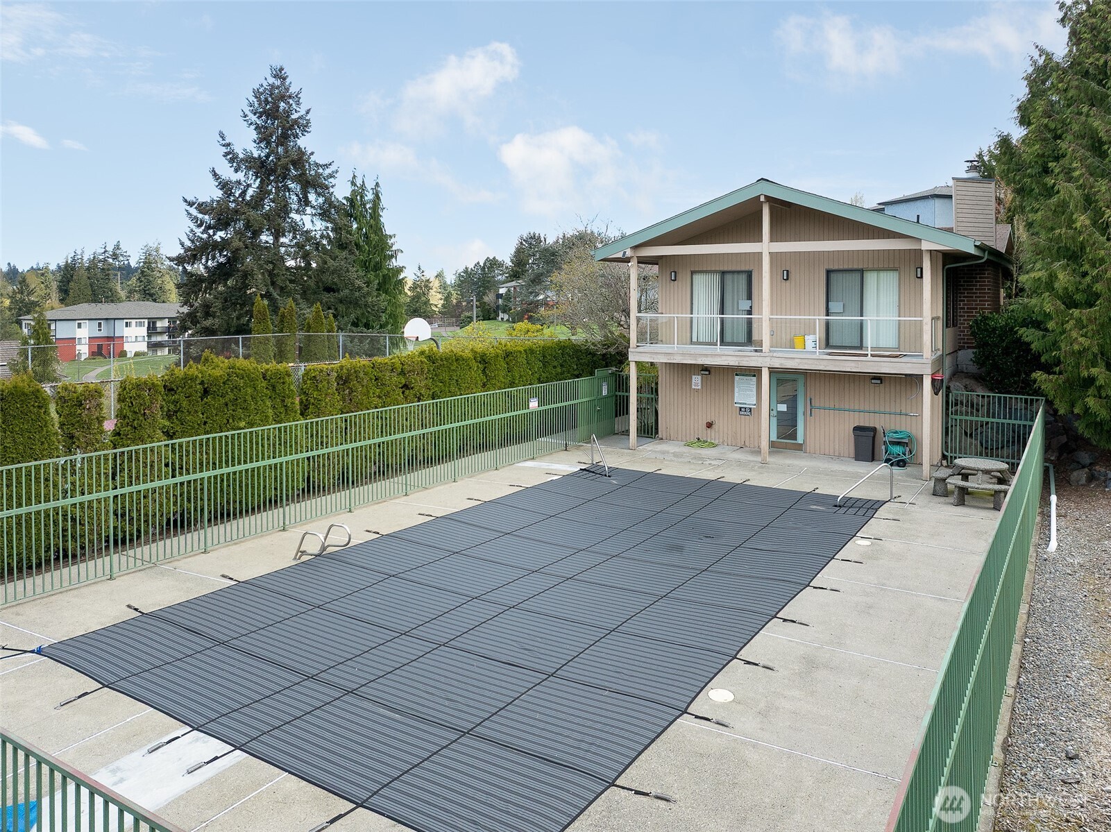 23003 Lakeview Drive #208, Mountlake Terrace, WA 98043