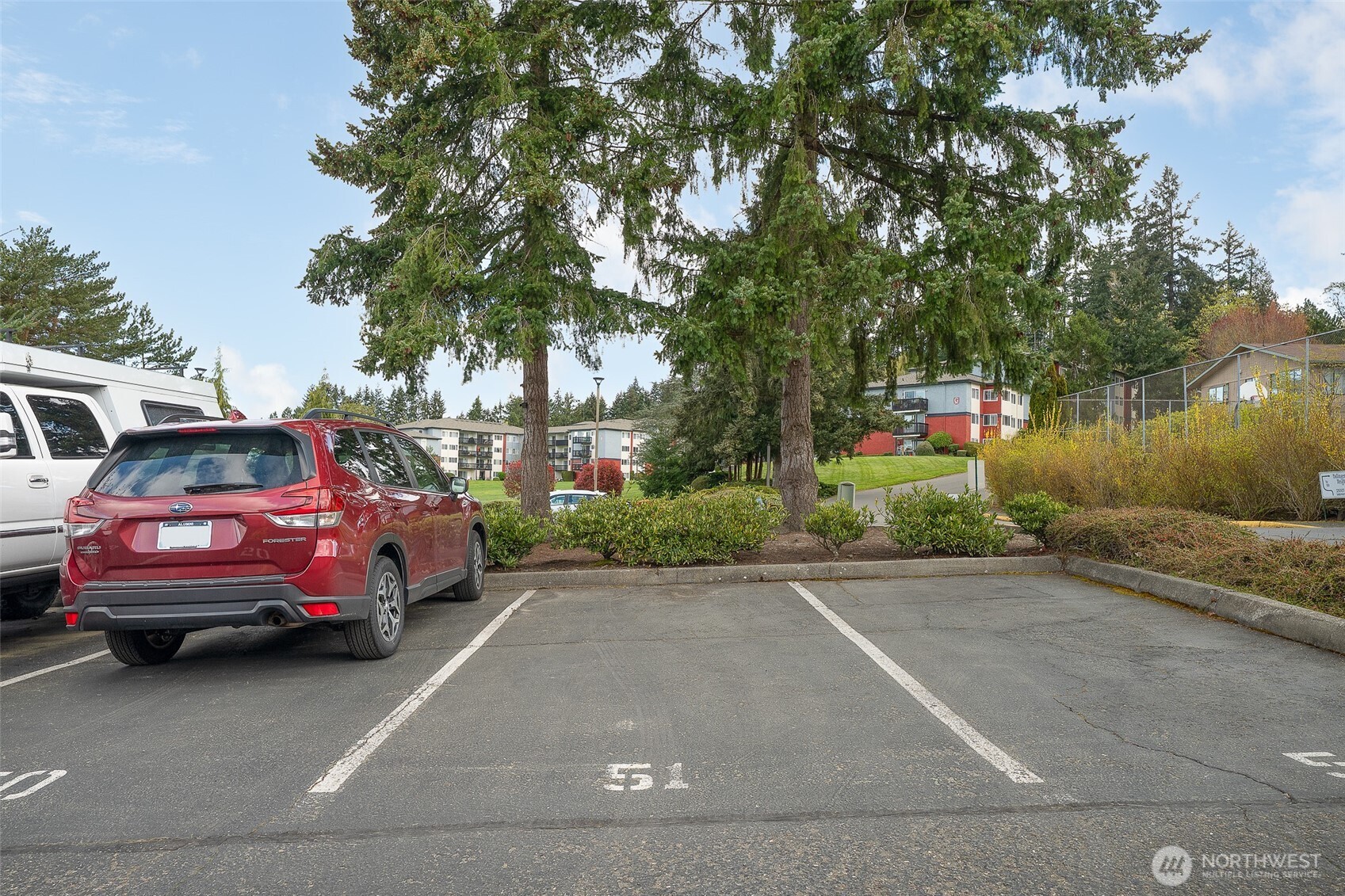 23003 Lakeview Drive #208, Mountlake Terrace, WA 98043