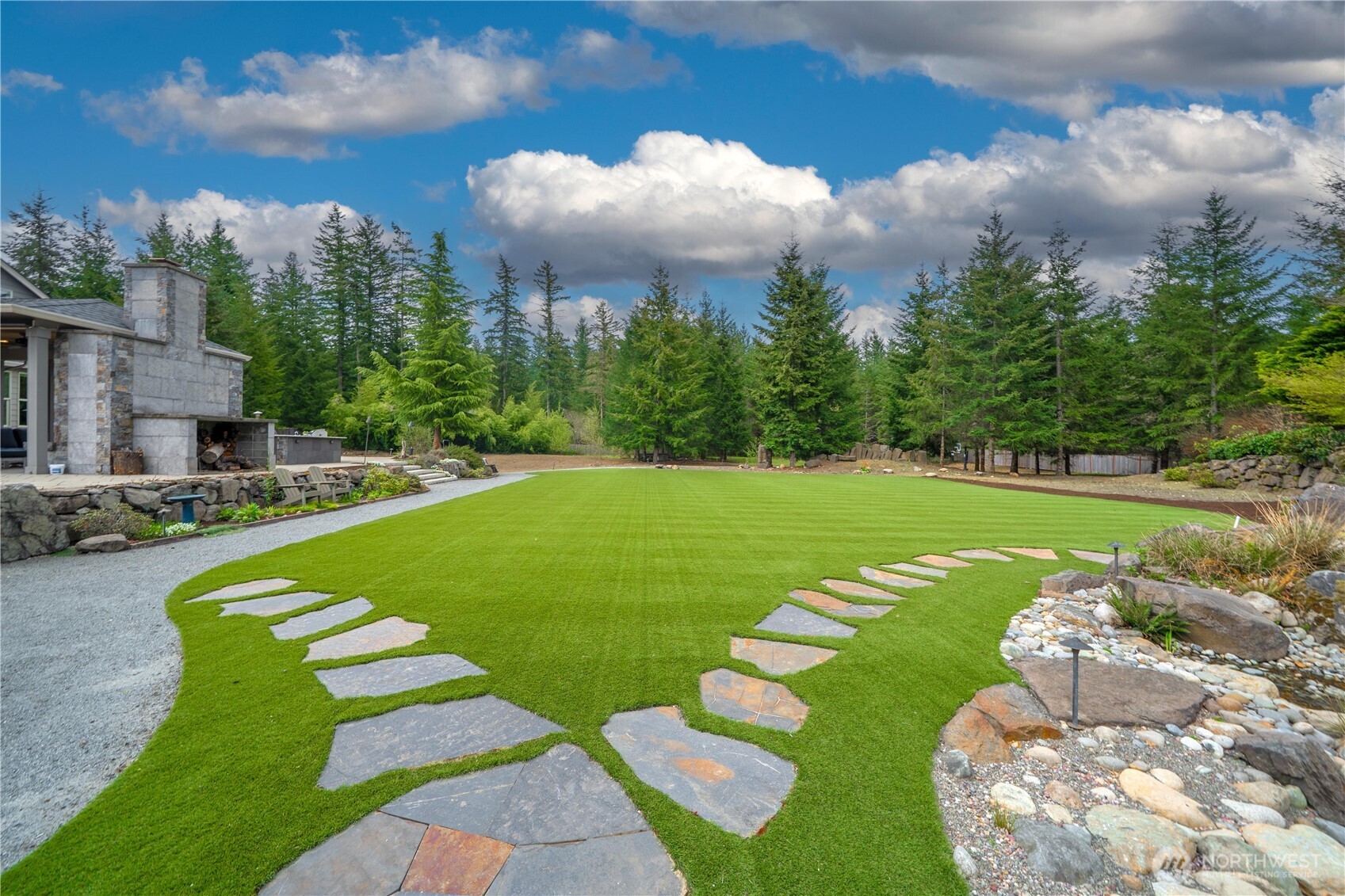 31627 SE 280th Court , Ravensdale, WA 98051