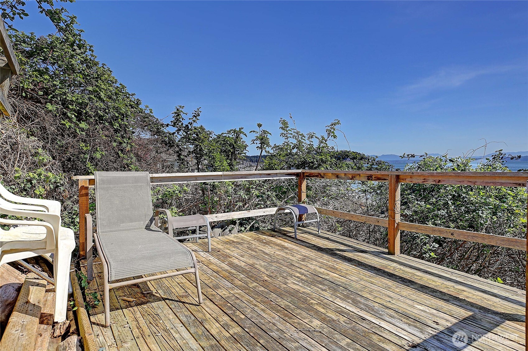 634 Lehman Drive , Camano Island, WA 98282