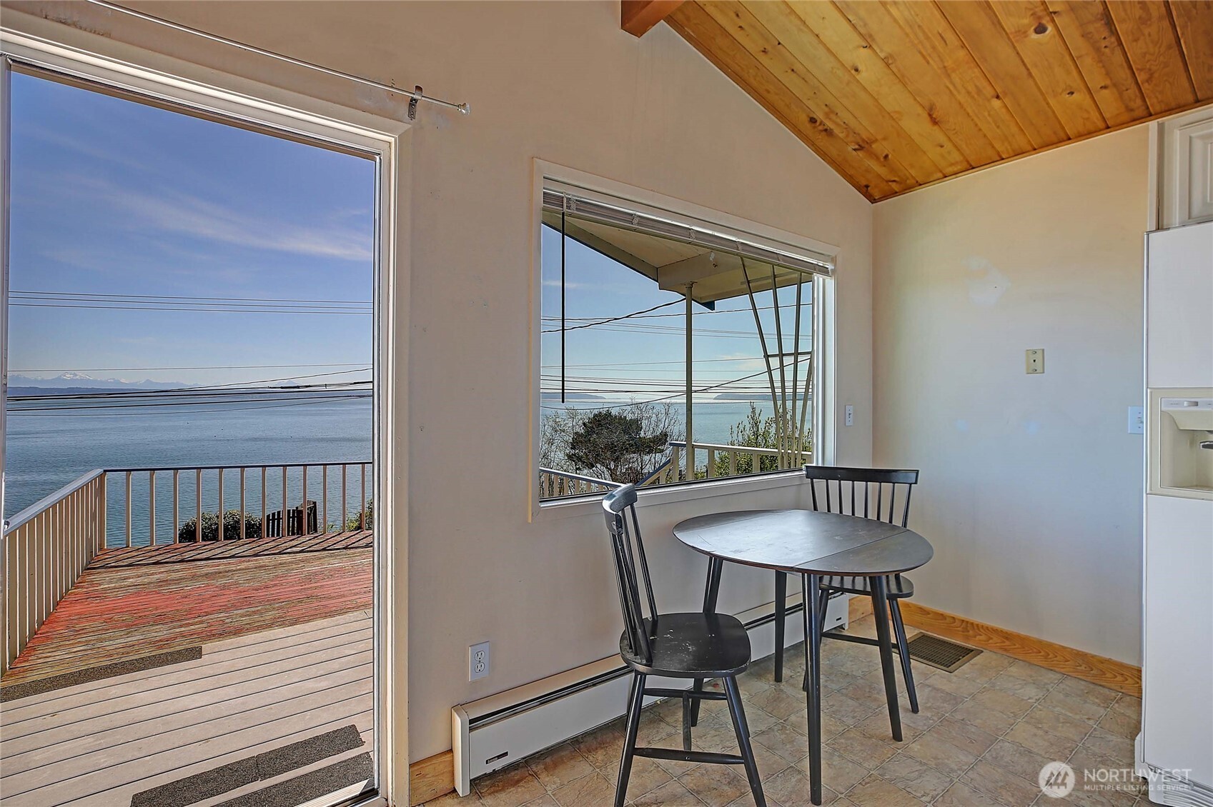 634 Lehman Drive , Camano Island, WA 98282