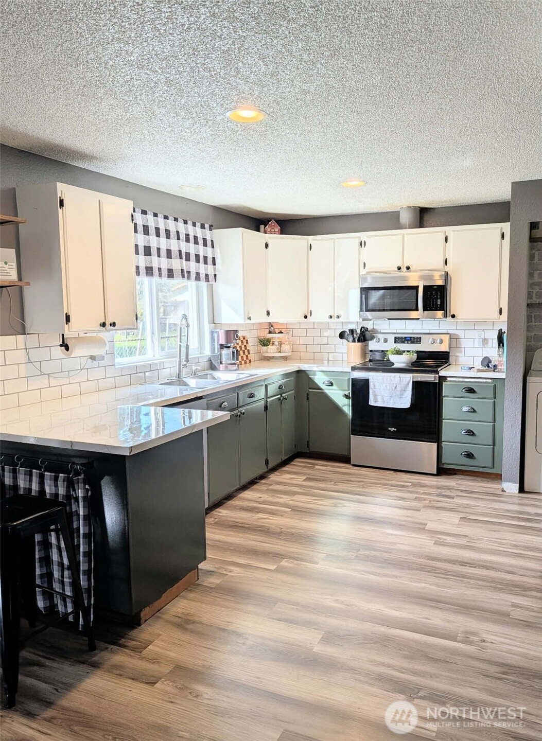 1710 W Young , Elma, WA 98541